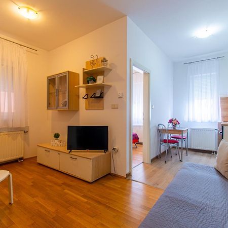 Ferienwohnung Flexible Selfcheckins 57 - Zagreb - Parking - New Exterior foto